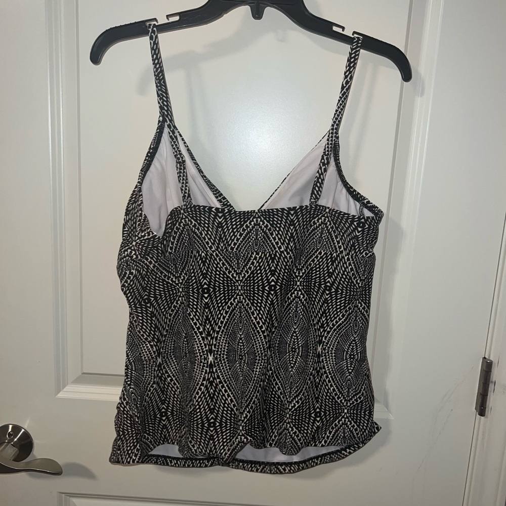 Tankini - Picture 3 of 3